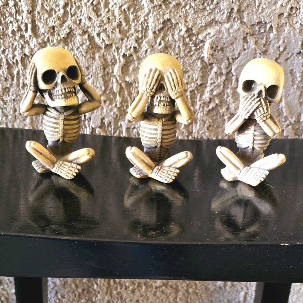 3 Skeleton Statues ~ 4" tall